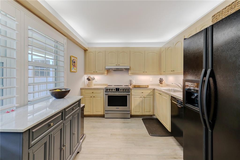 Palm Aire - Residential