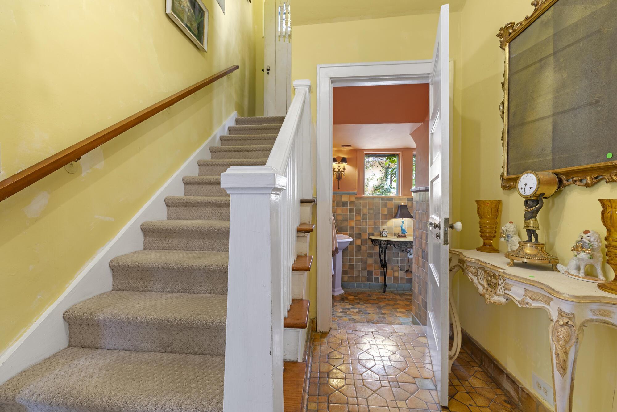 NORTH SHORE TERRACE PL NO - Residential