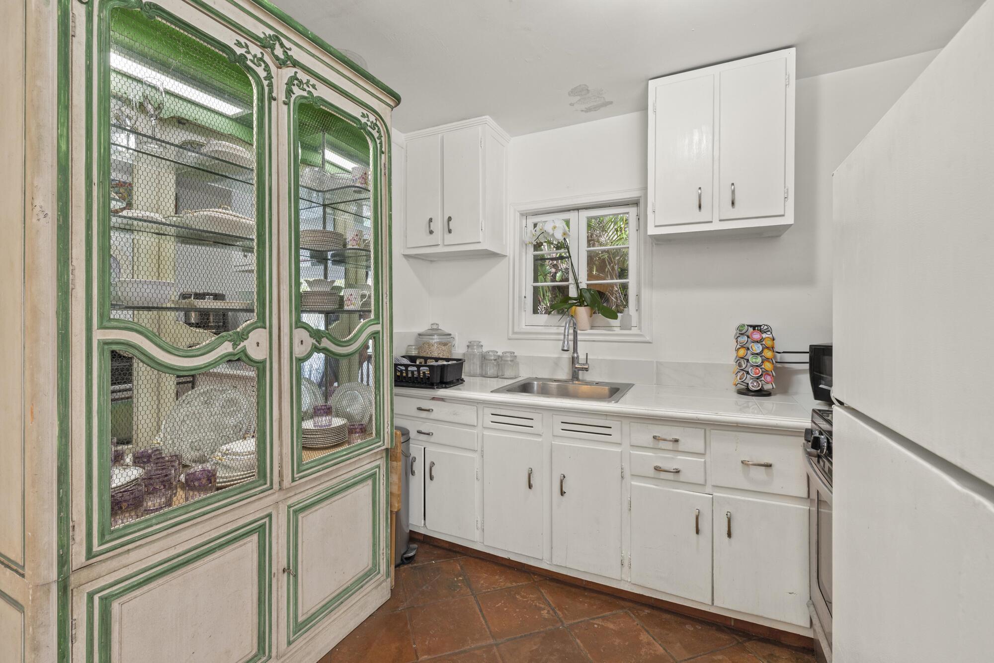 NORTH SHORE TERRACE PL NO - Residential