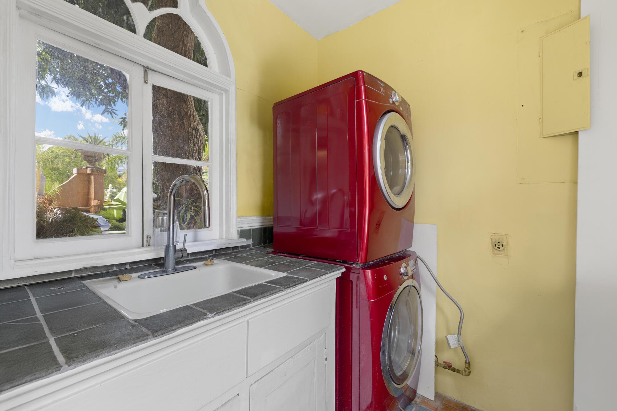 NORTH SHORE TERRACE PL NO - Residential