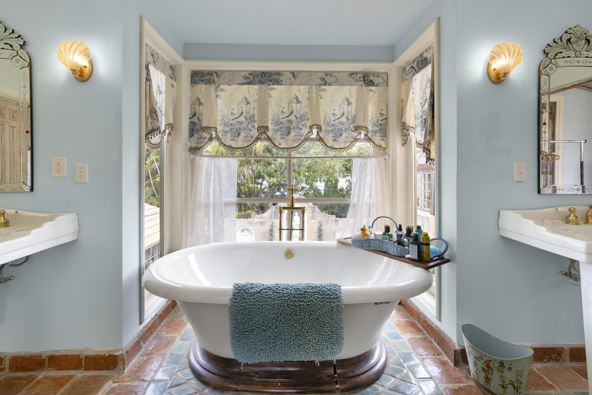 NORTH SHORE TERRACE PL NO - Residential