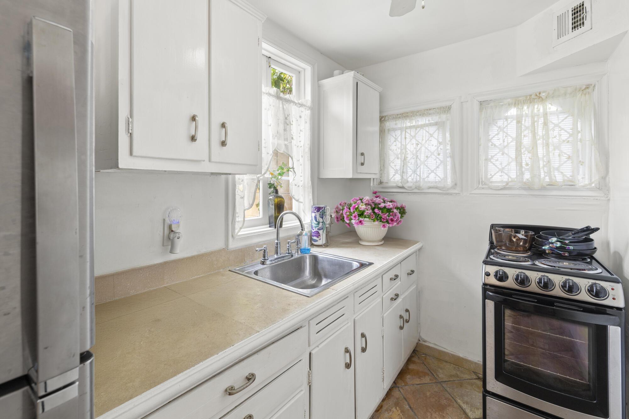 NORTH SHORE TERRACE PL NO - Residential