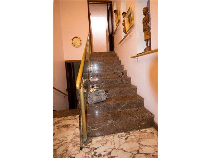 HILLS OF INVERRARY - Residential