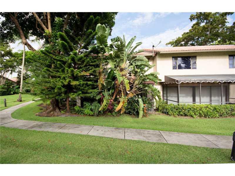 HILLS OF INVERRARY - Residential