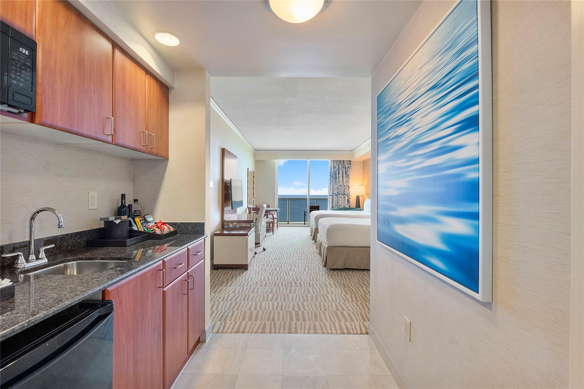 TRUMP INTERNATIONAL - Residential