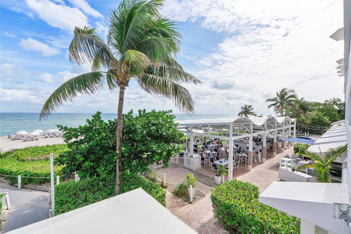 TRUMP INTERNATIONAL - Residential