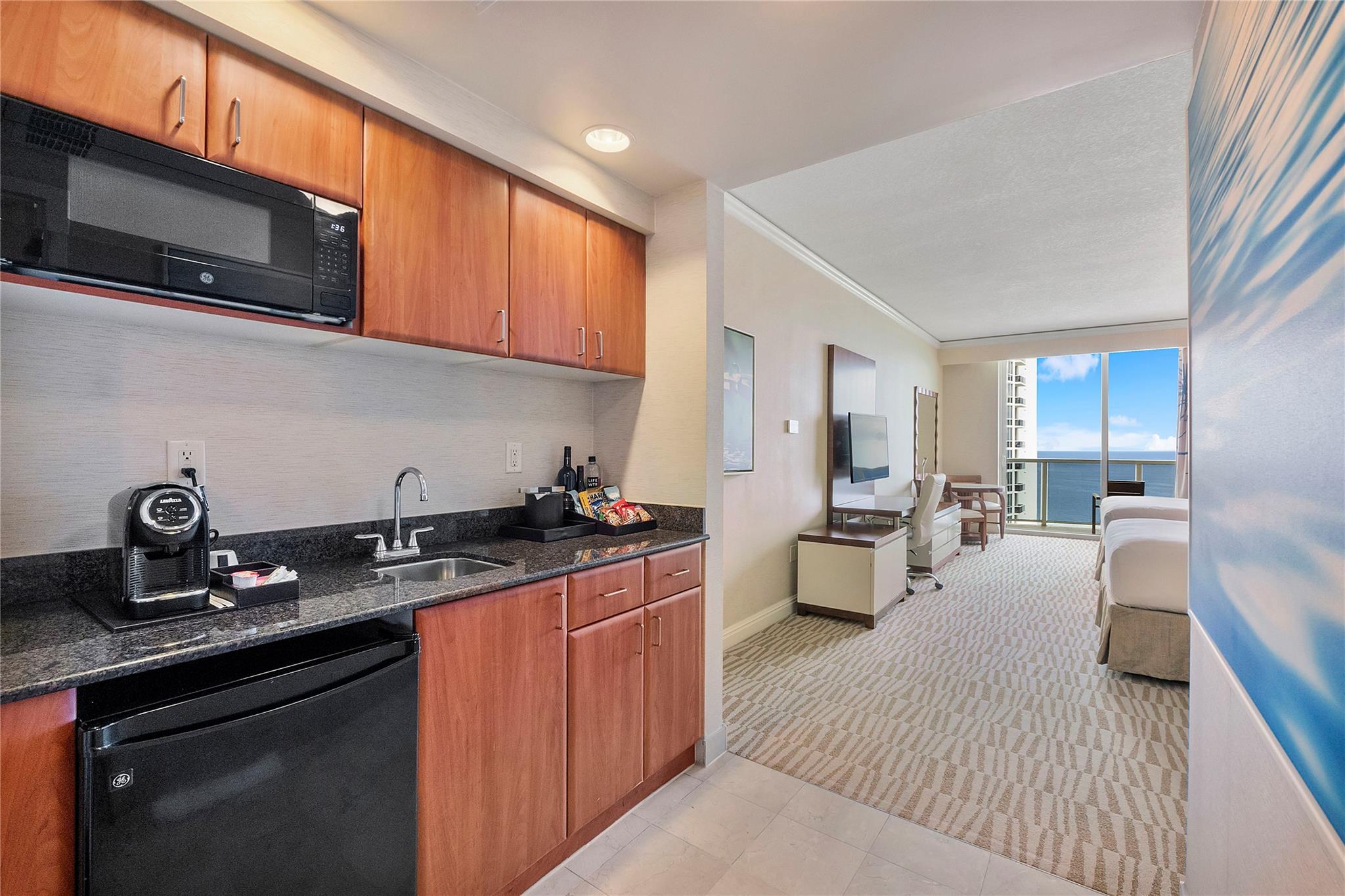 TRUMP INTERNATIONAL - Residential