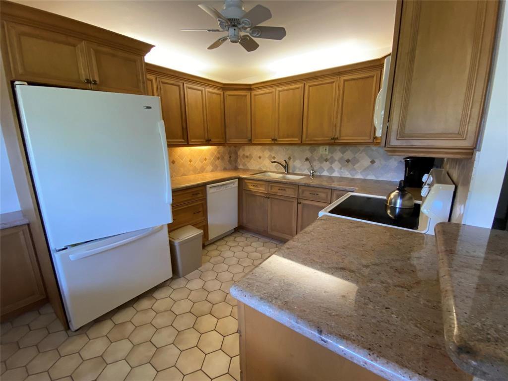 327 Richmond C 327, Deerfield Beach FL 33442