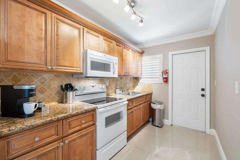 Tiny photo for 1039 N Victoria Park Road #1-3, Fort Lauderdale, FL 33304 (MLS # B26027502)