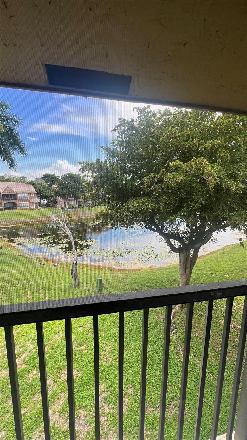 Island Club - Residential
