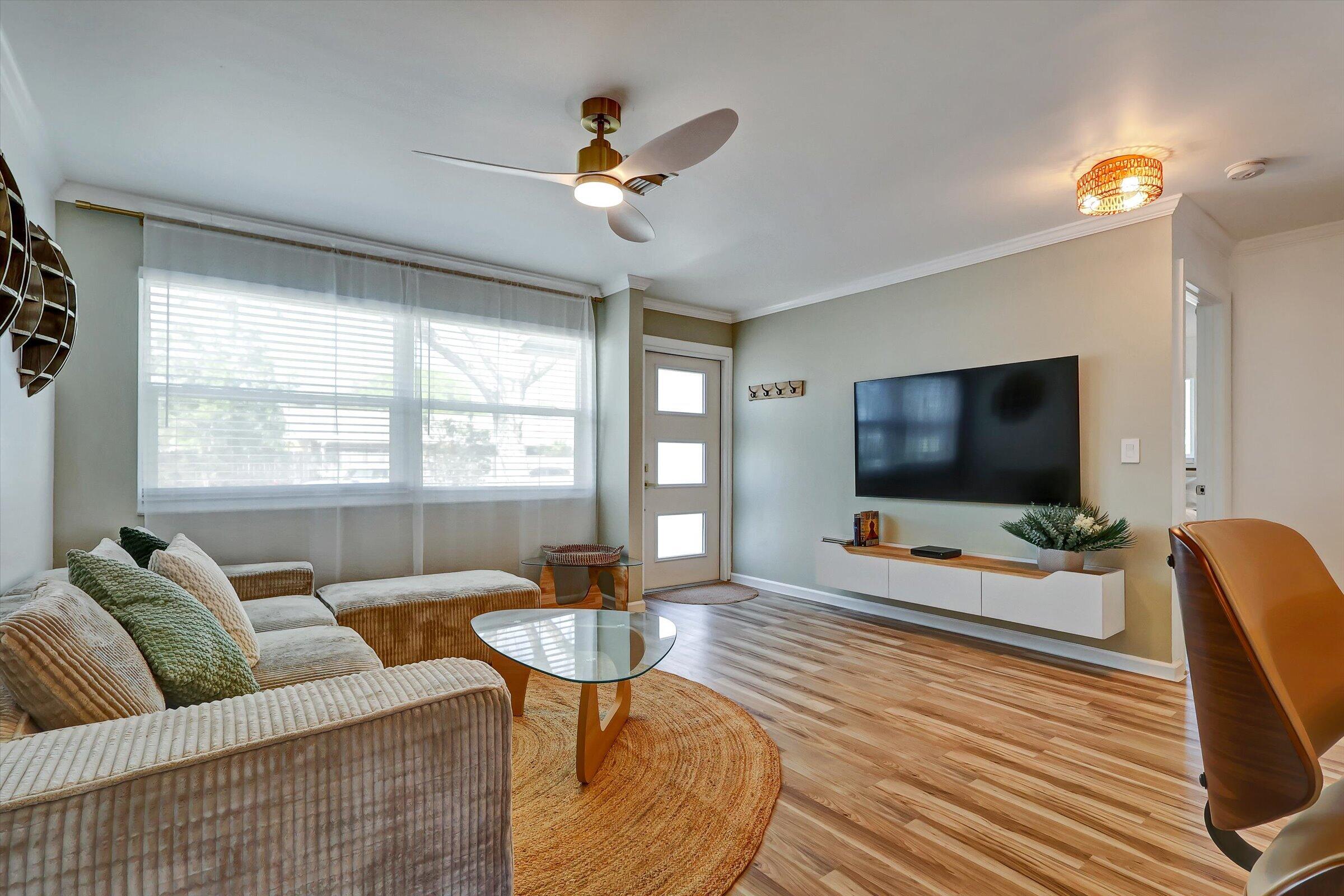 EVERGREEN ACRES UNREC ON - Residential