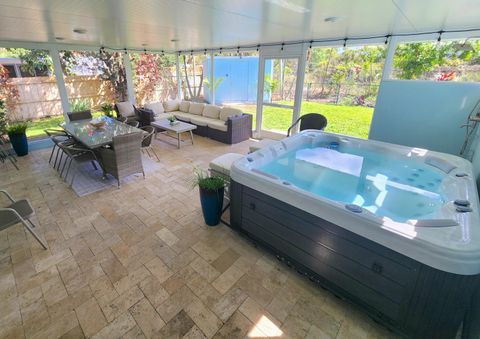 3546 Betty Ann Court E Palm Beach Gardens FL 33403