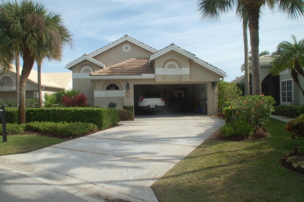 Photo of 16450 Riverwind Drive, Jupiter, FL 33477 (MLS # R11161977)