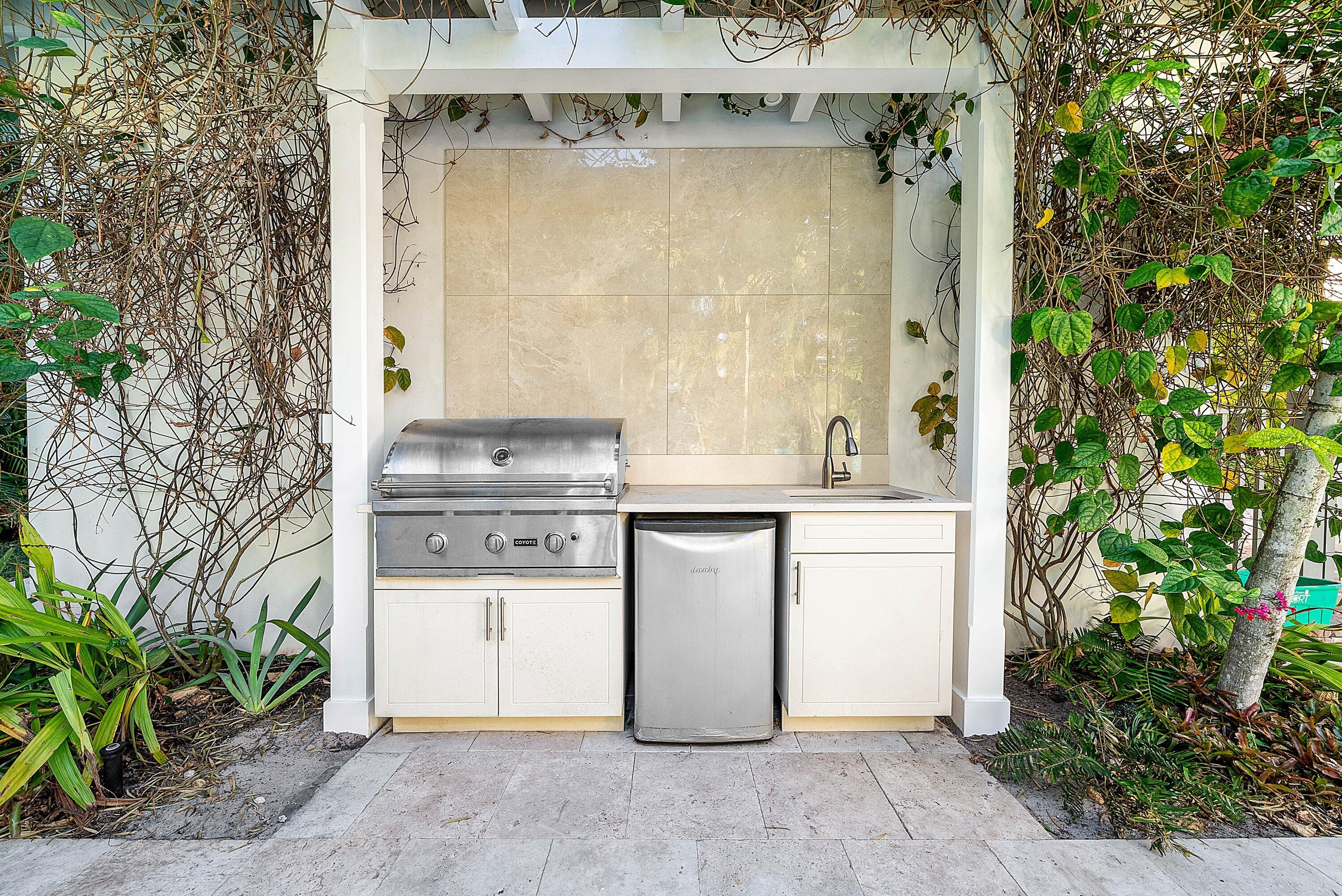 GROVE AT LAKE IDA - Residential Lease