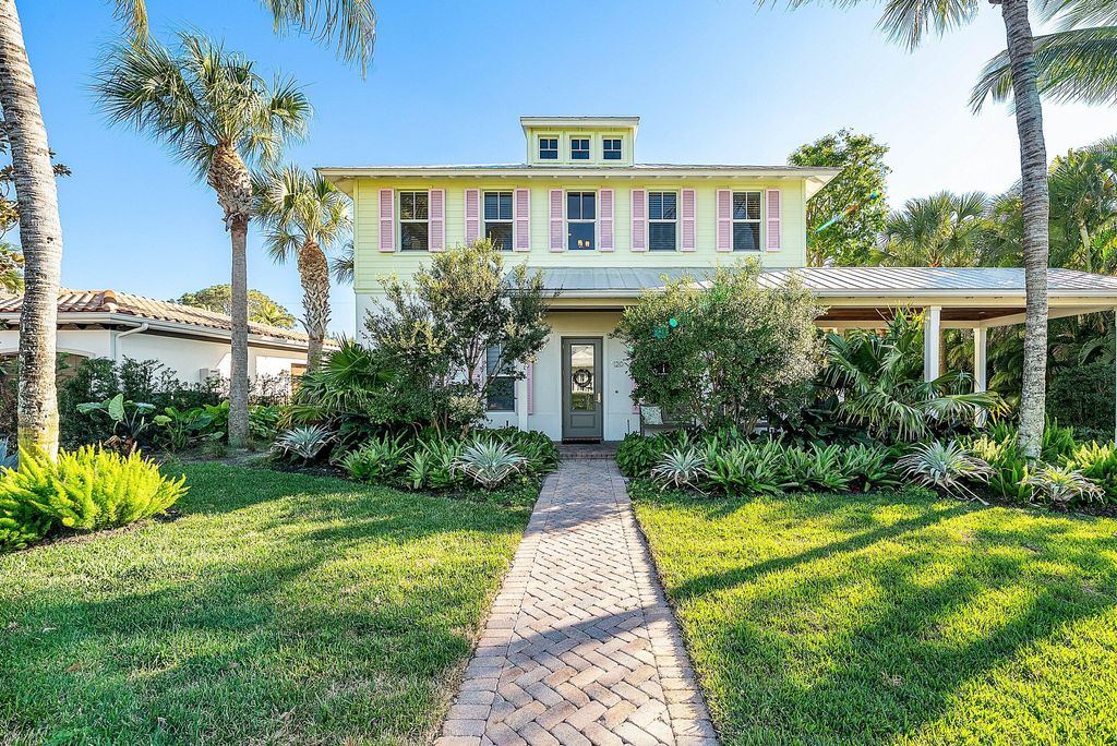 Photo of 120 Grove Way, Delray Beach, FL 33444 (MLS # R11166924)