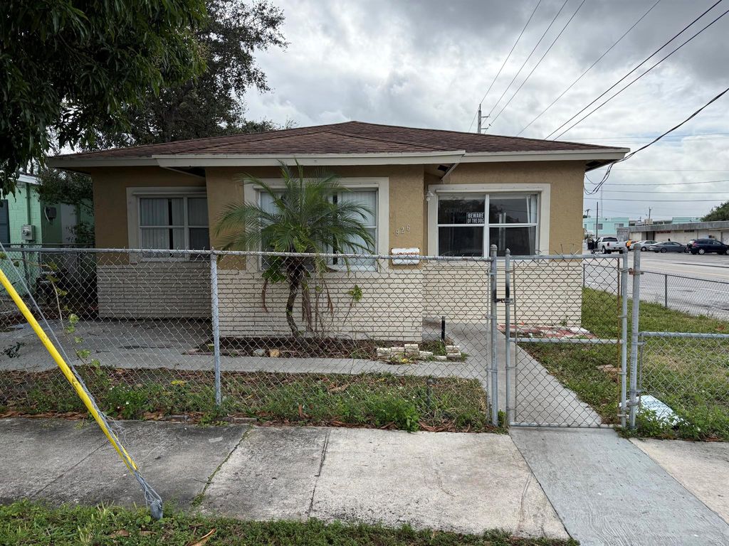 Photo of 926 14th Street, West Palm Beach, FL 33401 (MLS # R11148081)