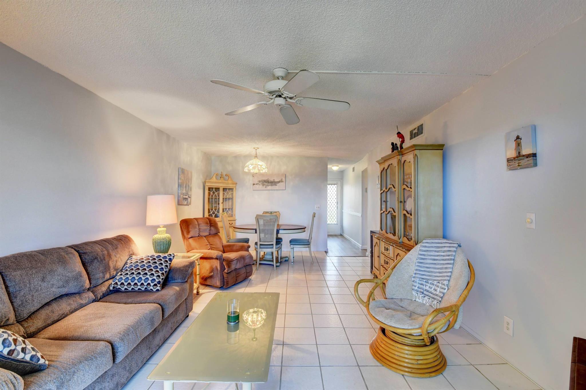 VILLAGE ROYALE GREENWAY C - Residential