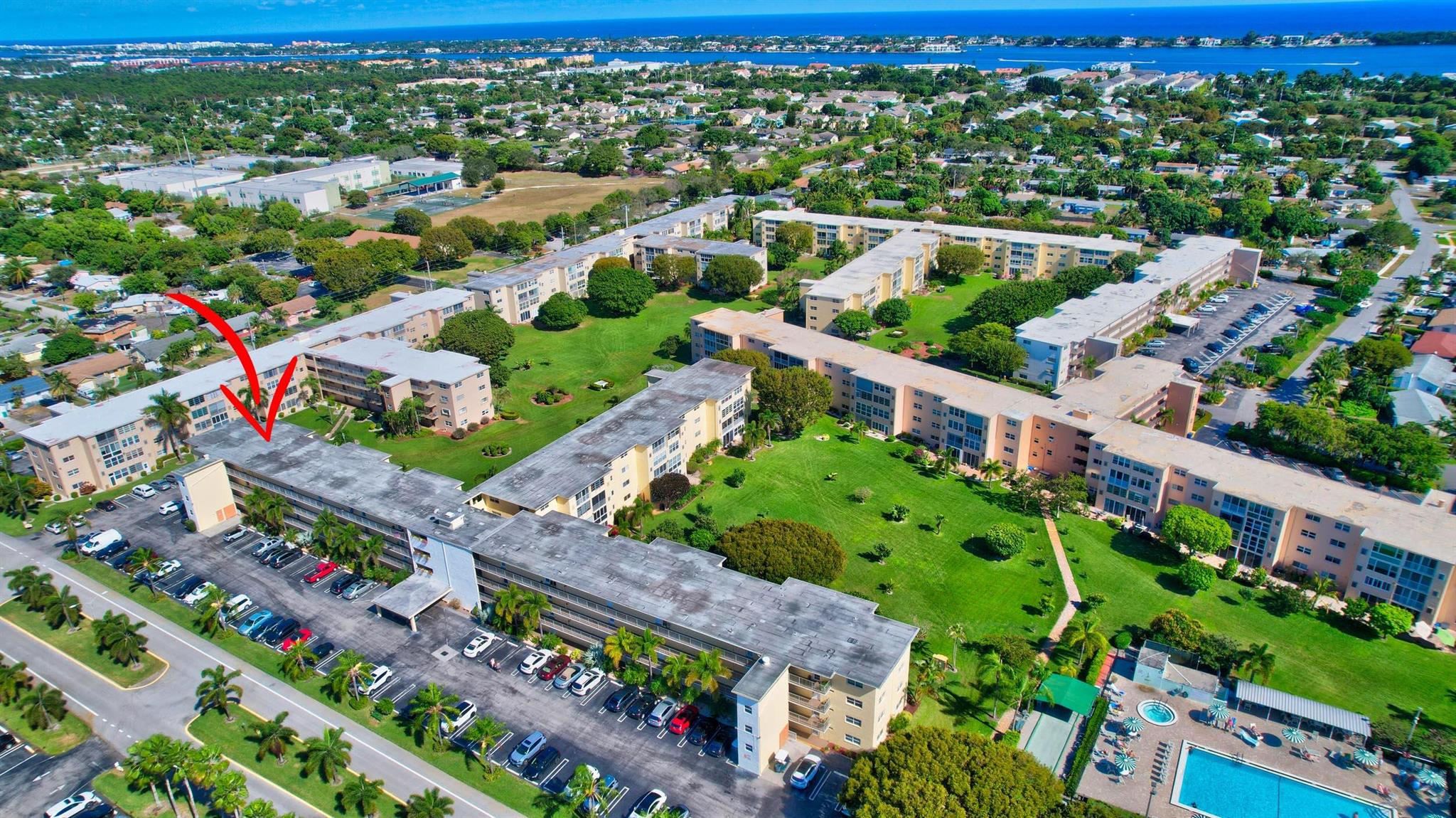 VILLAGE ROYALE GREENWAY C - Residential
