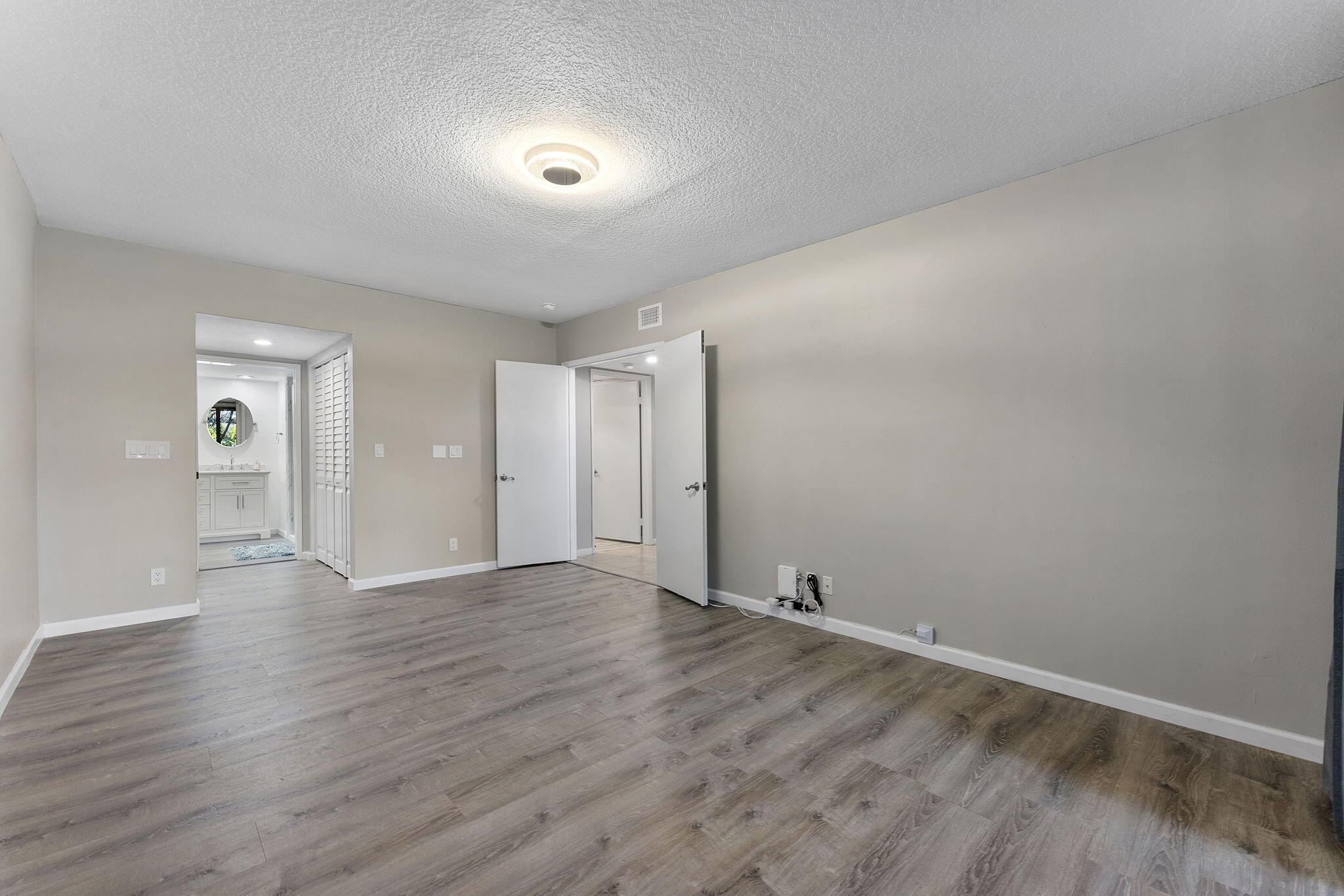 LA MIRADA AT BOCA POINTE - Residential