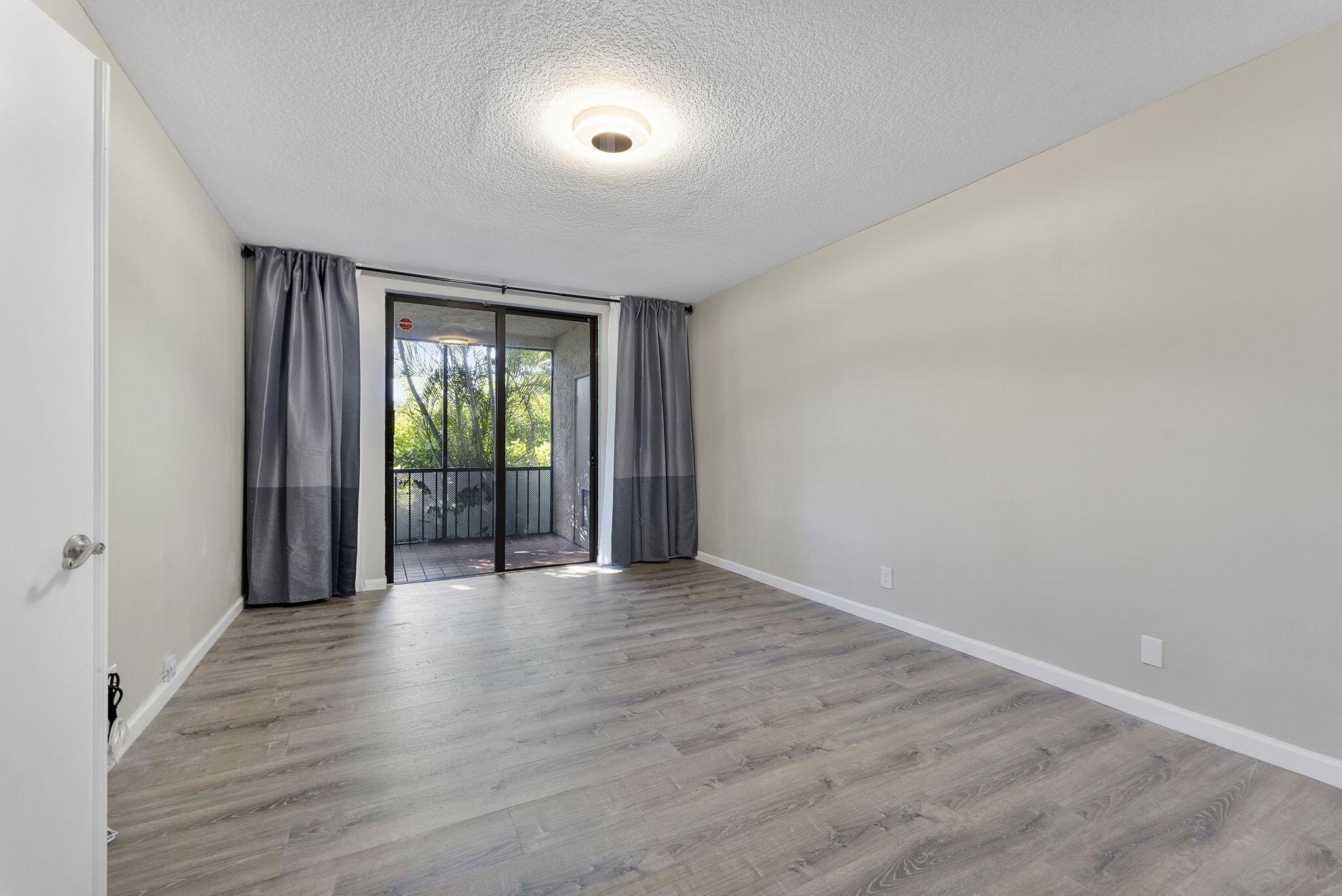 LA MIRADA AT BOCA POINTE - Residential