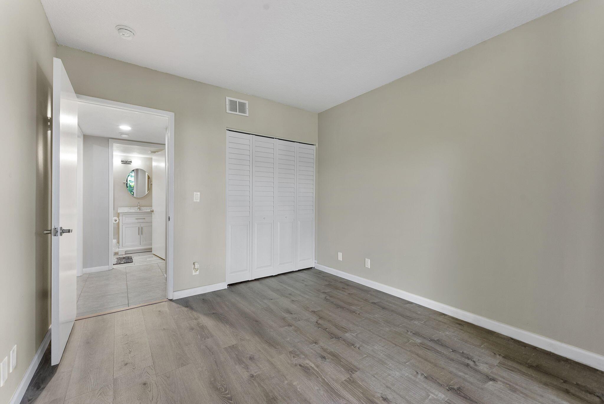 LA MIRADA AT BOCA POINTE - Residential