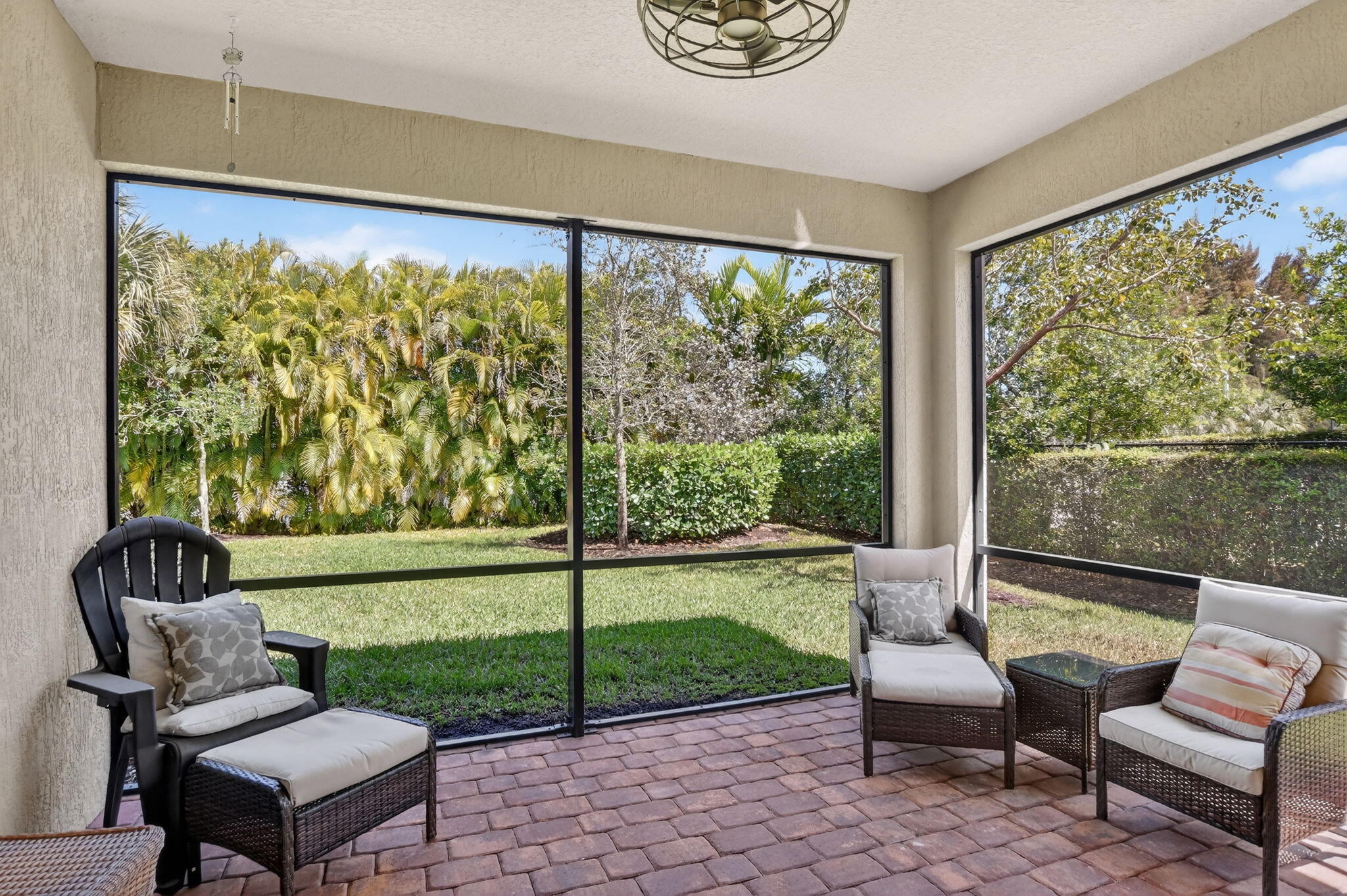 BOCA FLORES CONDO - Residential