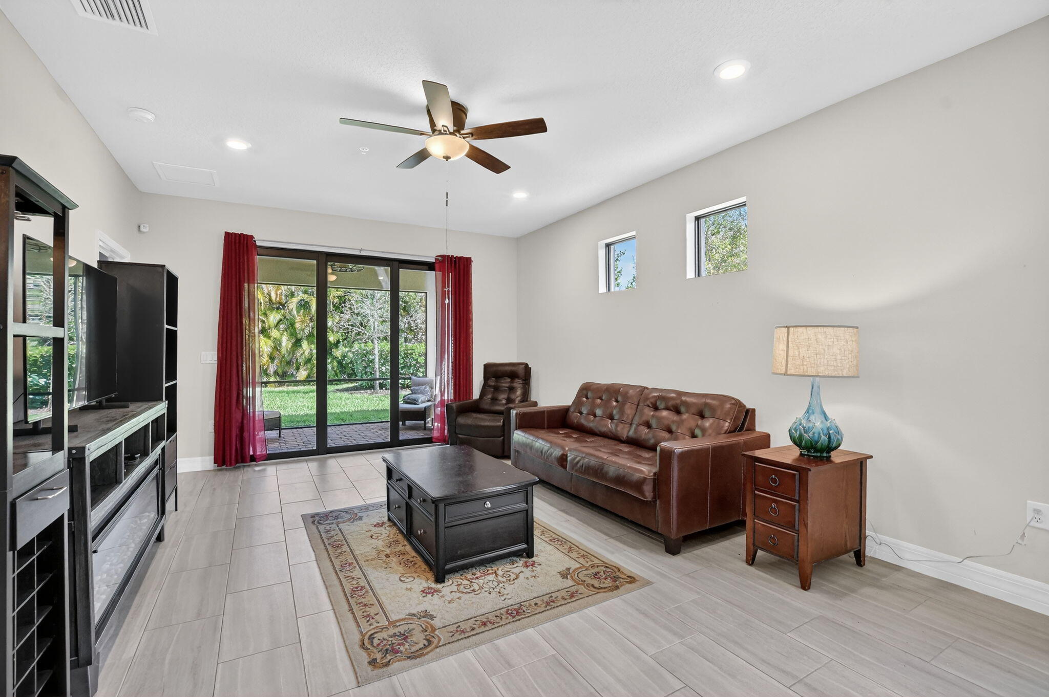 BOCA FLORES CONDO - Residential