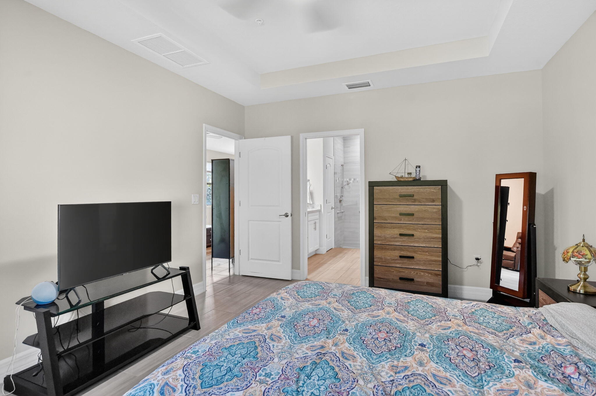 BOCA FLORES CONDO - Residential