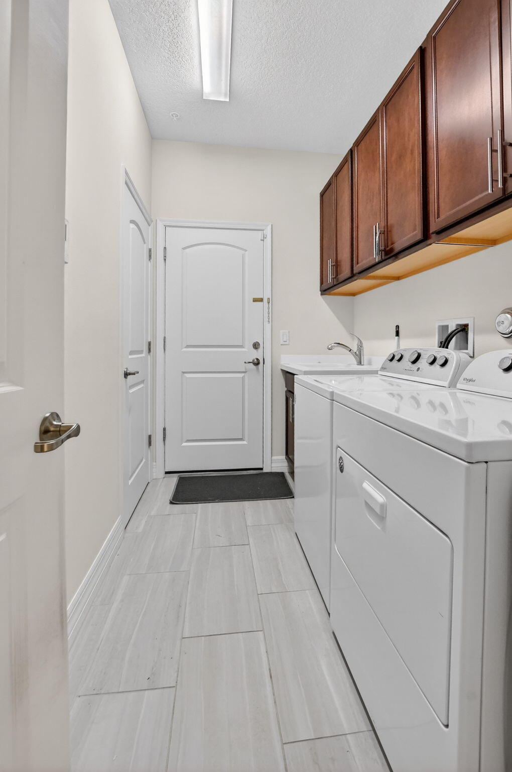 BOCA FLORES CONDO - Residential