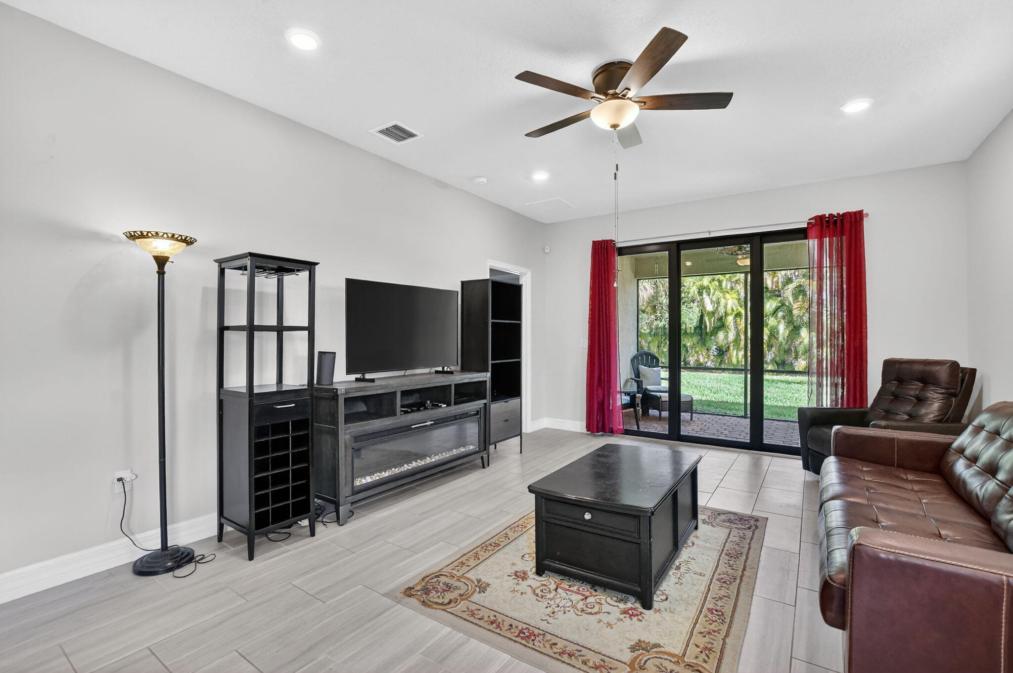 BOCA FLORES CONDO - Residential