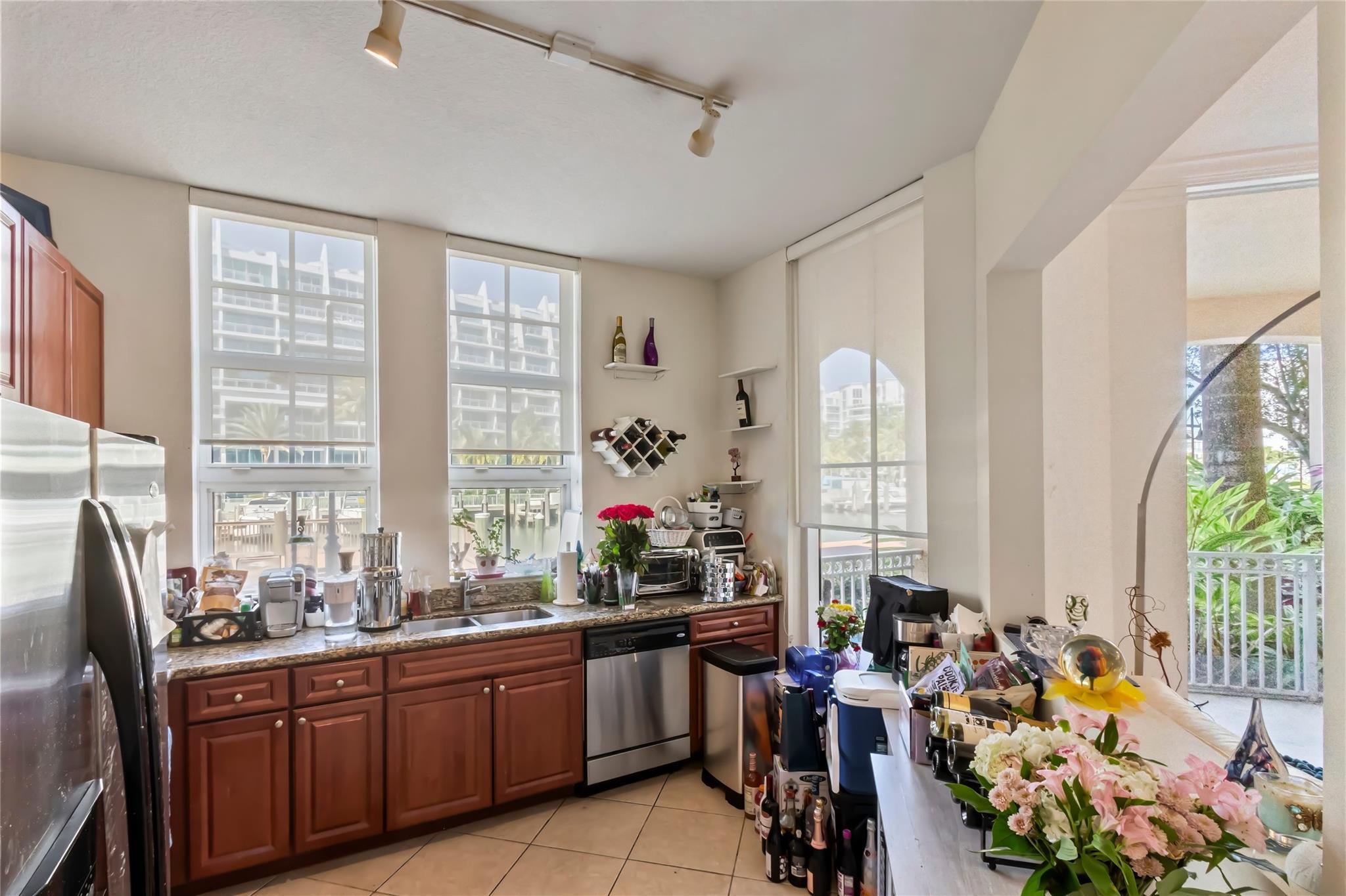 ALAQUA CONDO - Residential