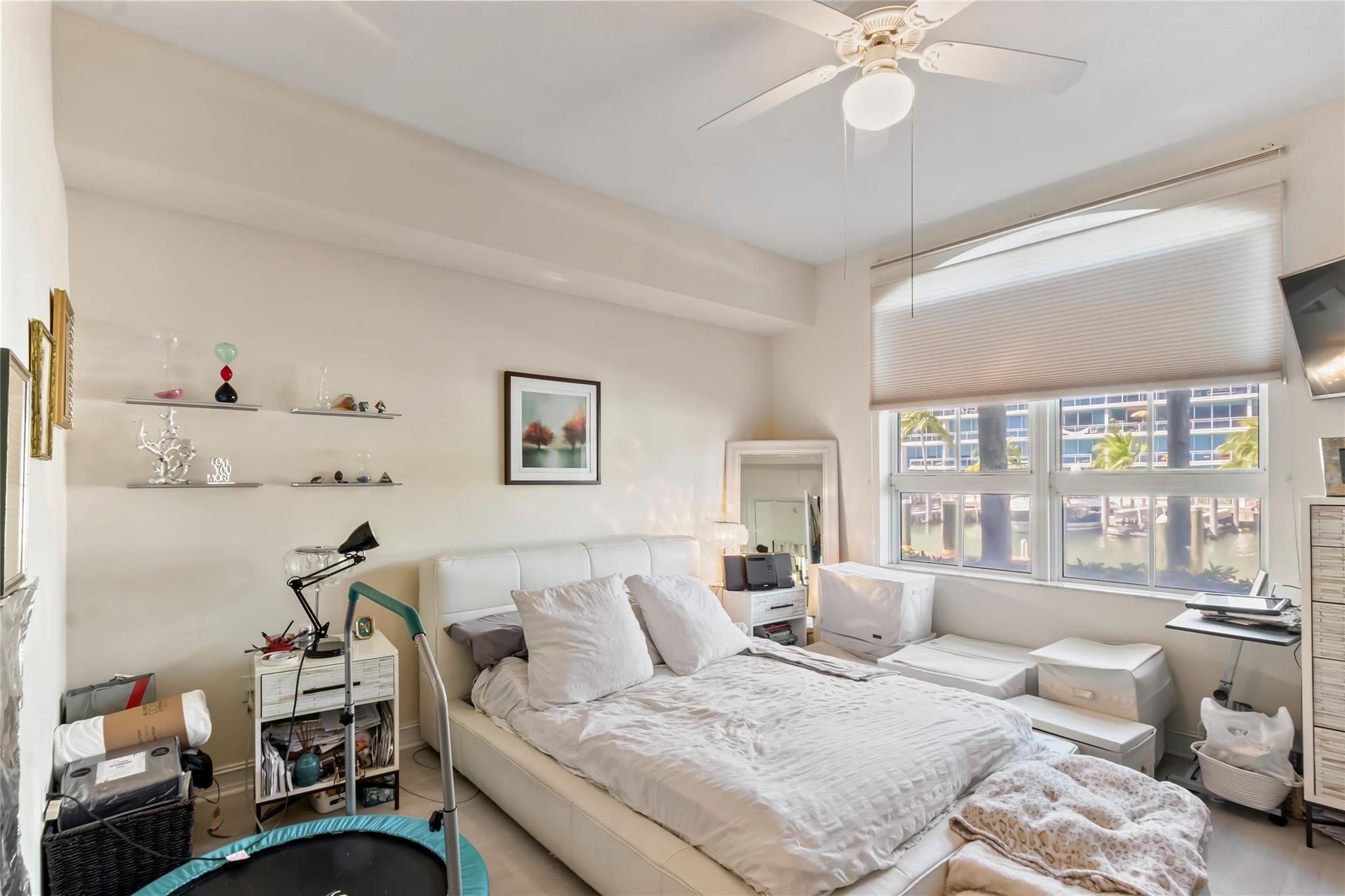 ALAQUA CONDO - Residential