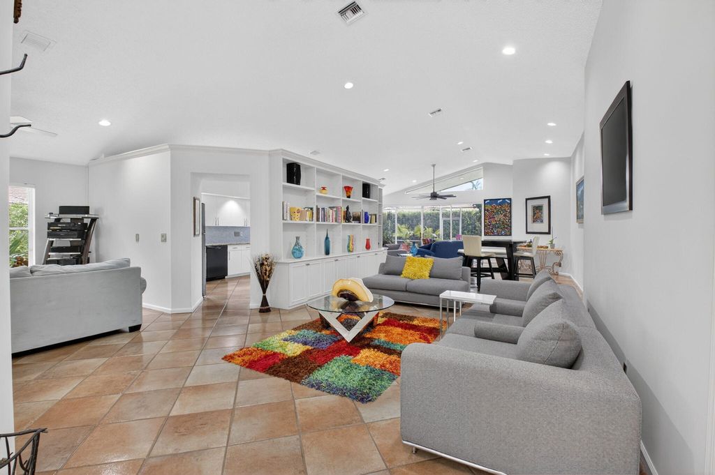 Photo of 11590 Creekside Drive, Boynton Beach, FL 33437 (MLS # B26012568)