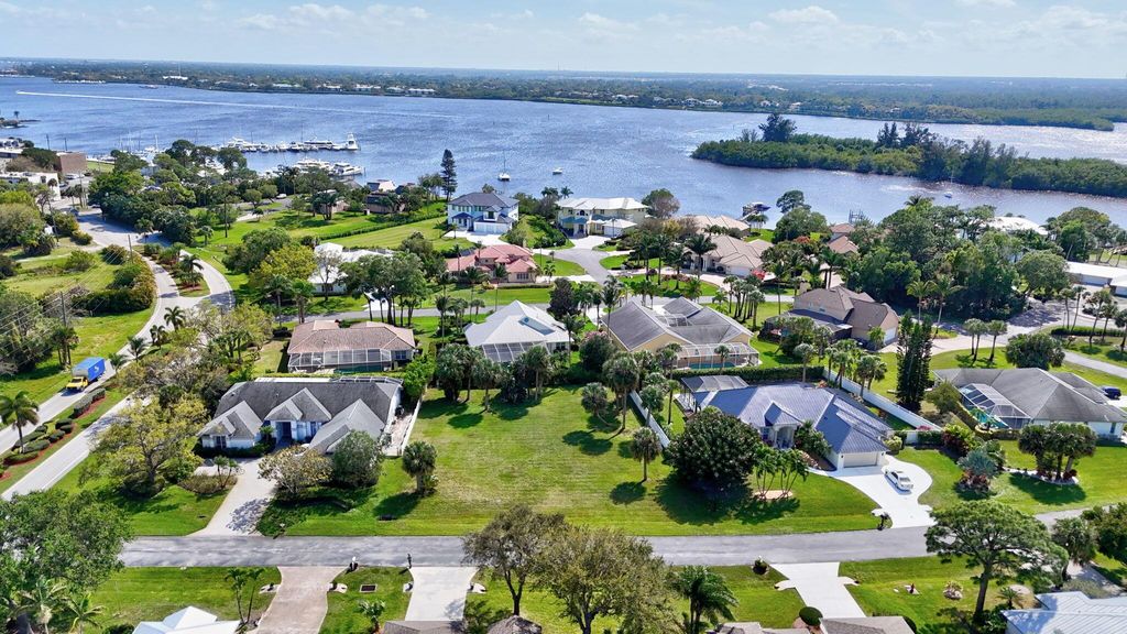 Photo of 1107 SE Westchester Drive, Port Saint Lucie, FL 34952 (MLS # R11065748)
