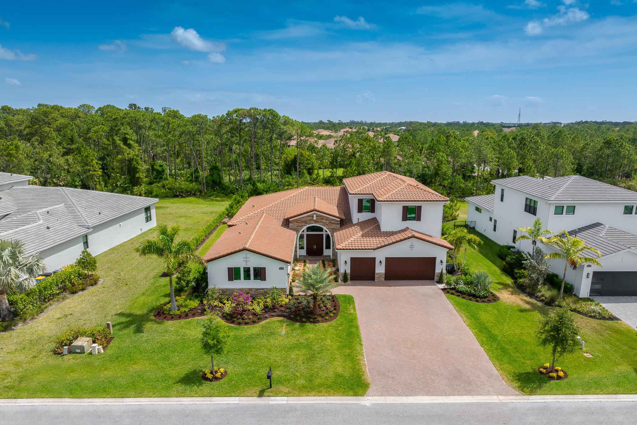 TUSCAWILLA (AKA CANOPY CR - Residential