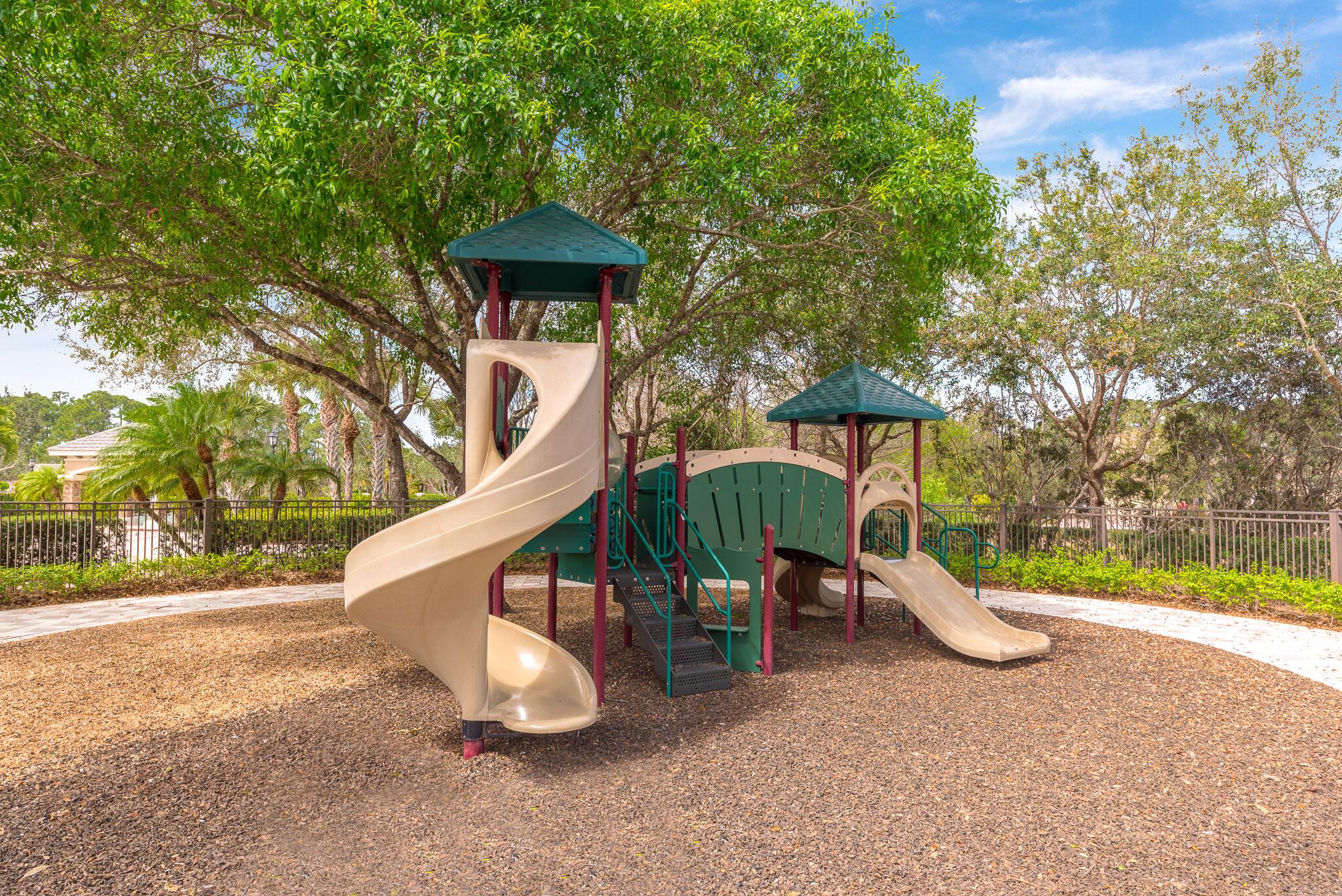 TUSCAWILLA (AKA CANOPY CR - Residential