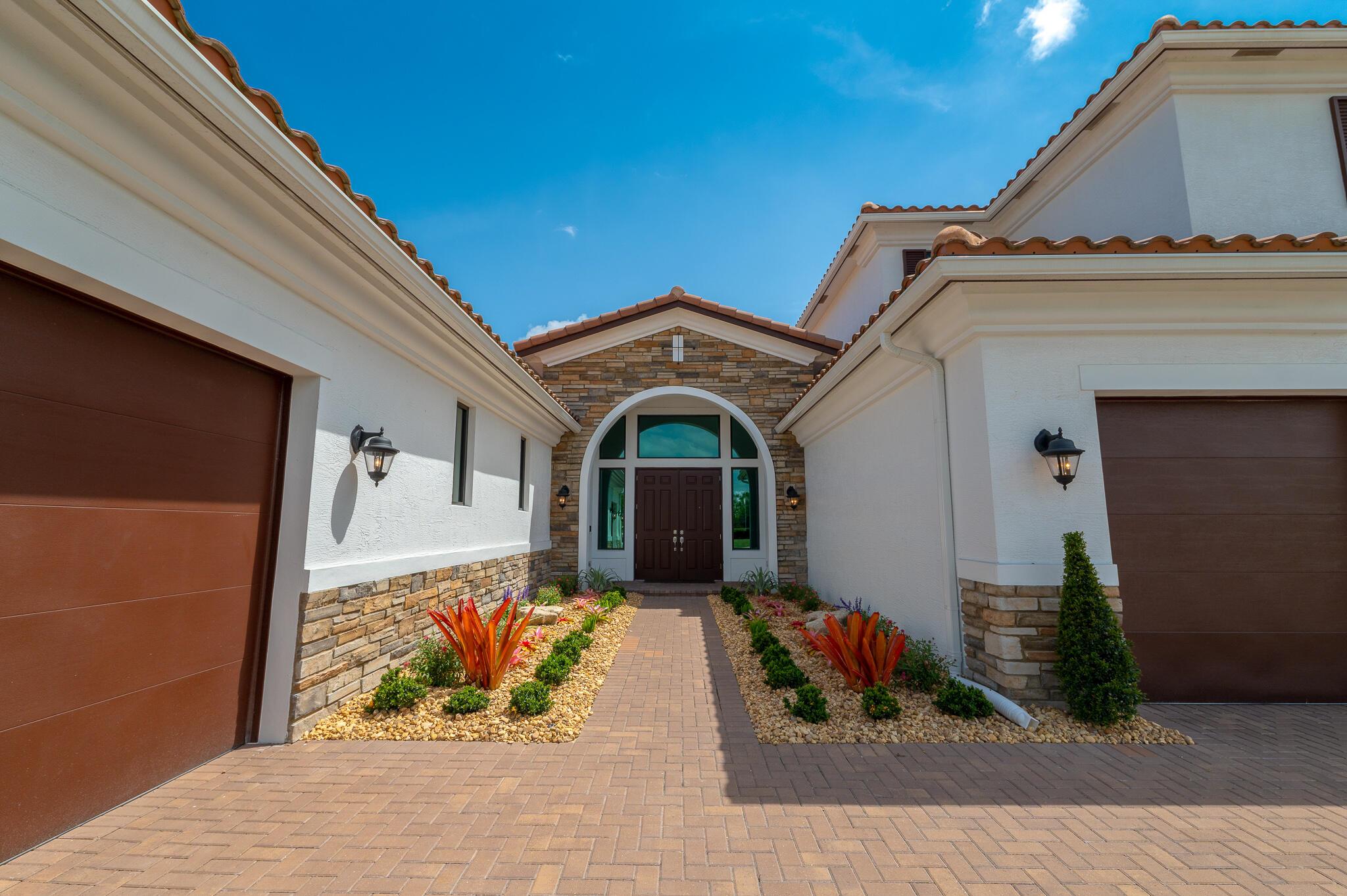 TUSCAWILLA (AKA CANOPY CR - Residential