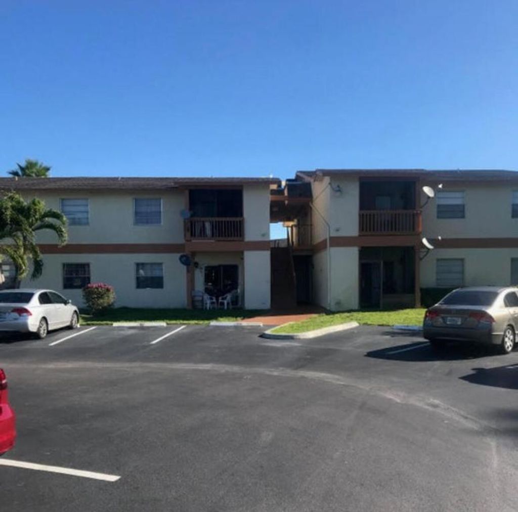 Photo of 1830 Abbey Road #105, West Palm Beach, FL 33415 (MLS # R11153794)