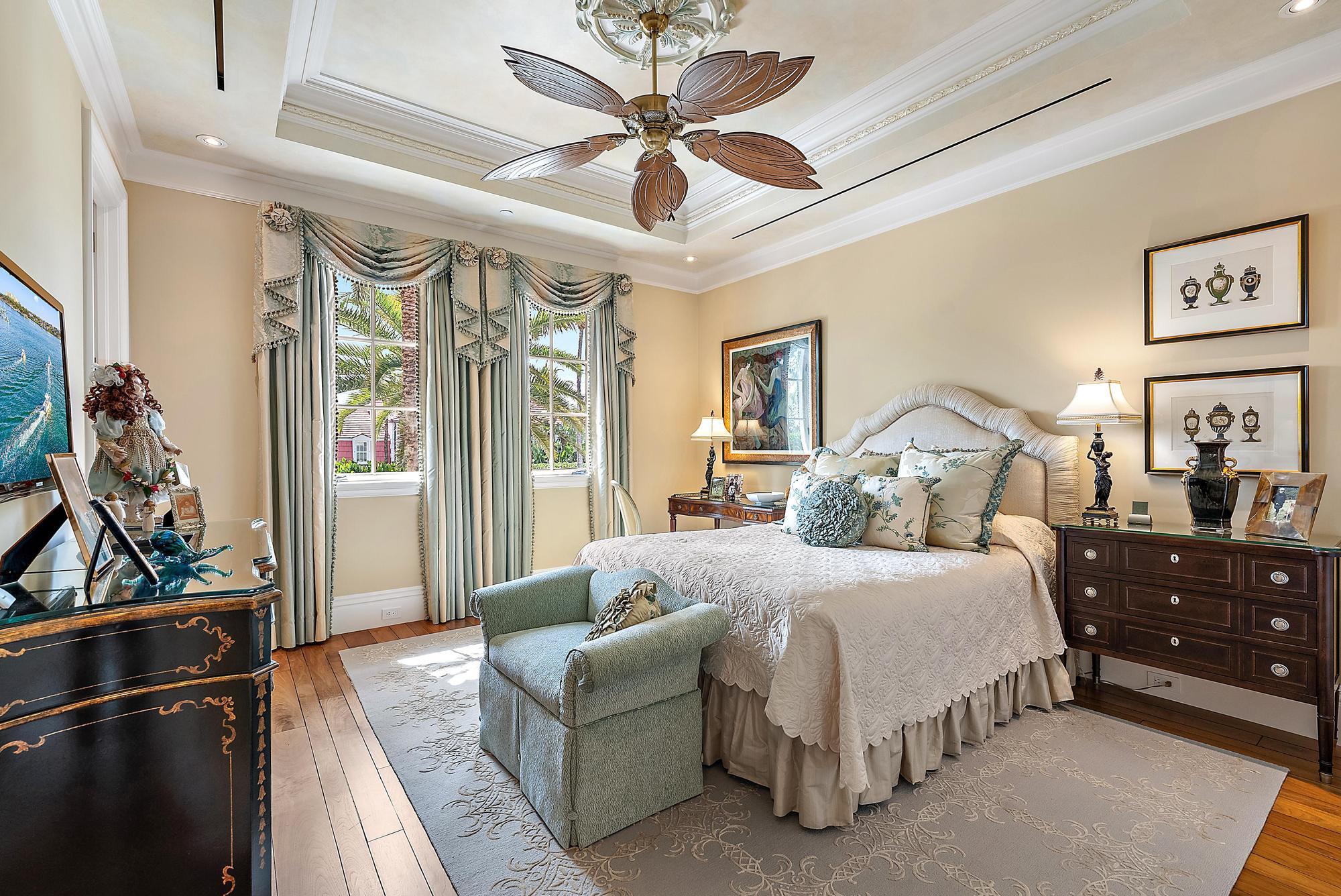 SINGER - Residential