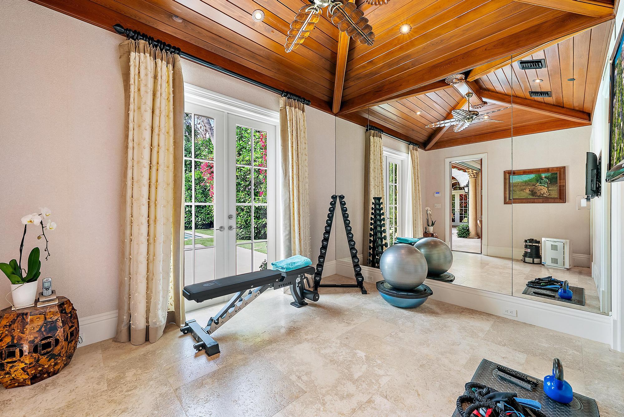 SINGER - Residential