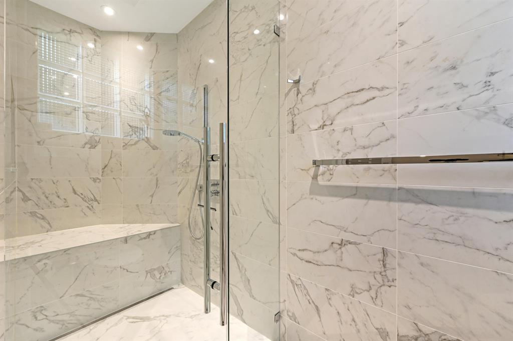 BAY CREEK AT WOODFIELD CO - Residential