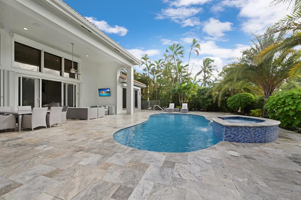 BAY CREEK AT WOODFIELD CO - Residential