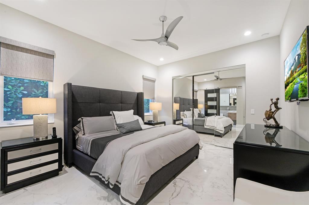 BAY CREEK AT WOODFIELD CO - Residential