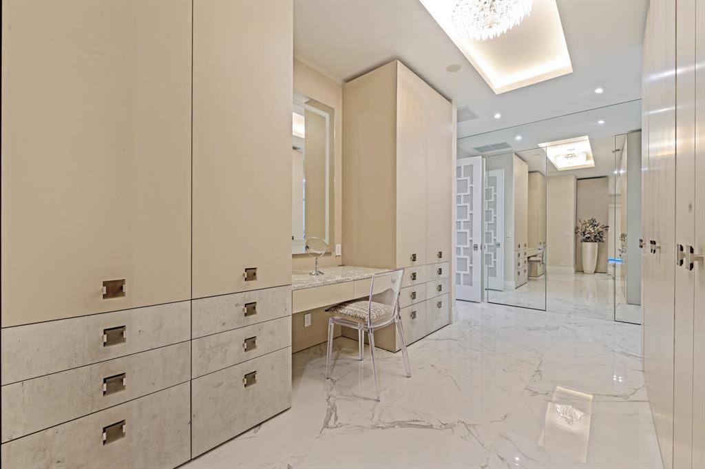 BAY CREEK AT WOODFIELD CO - Residential