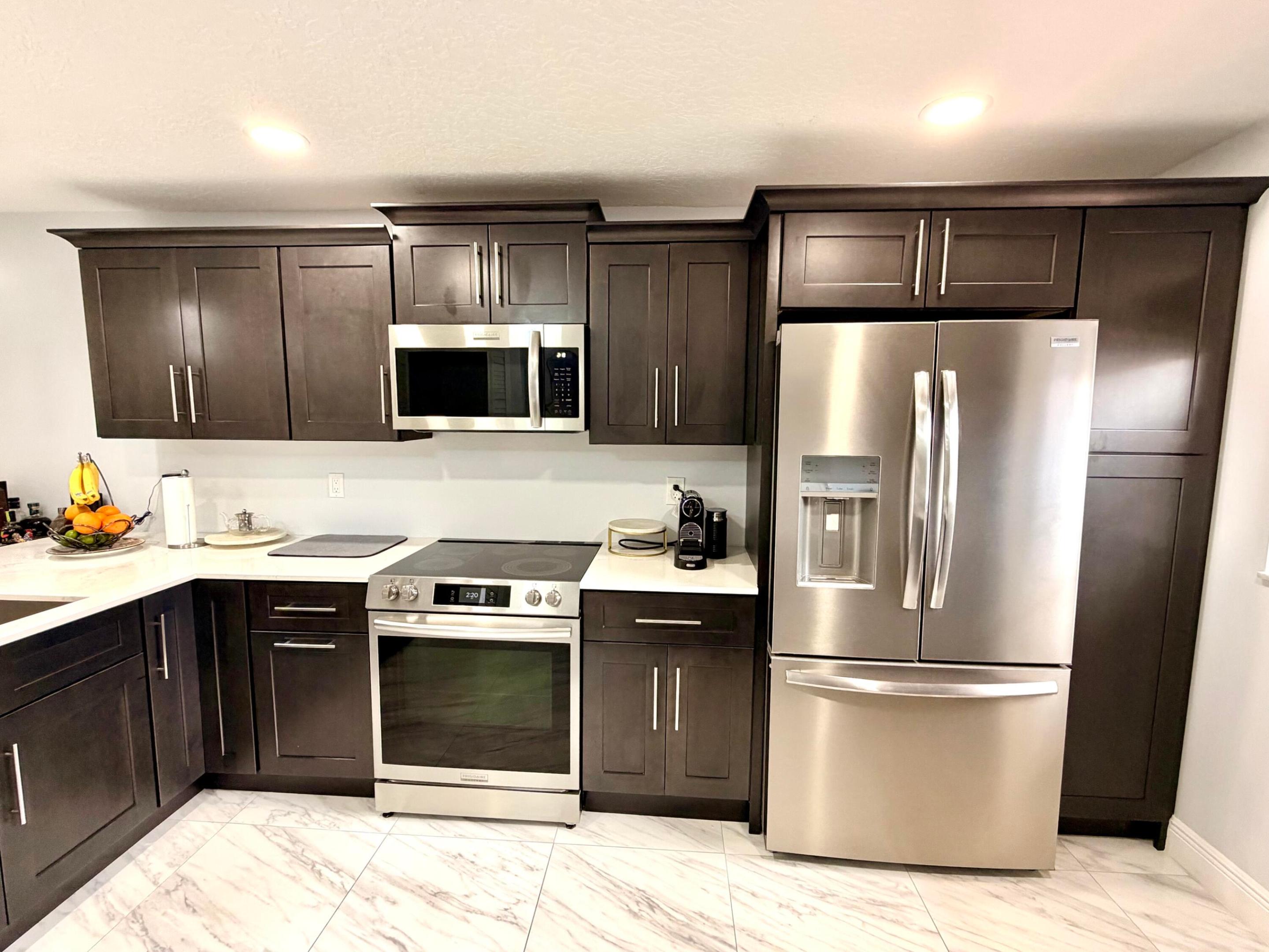 GOLDEN LAKES VILLAGE CONDO 1 THRU 13-A - Residential Lease