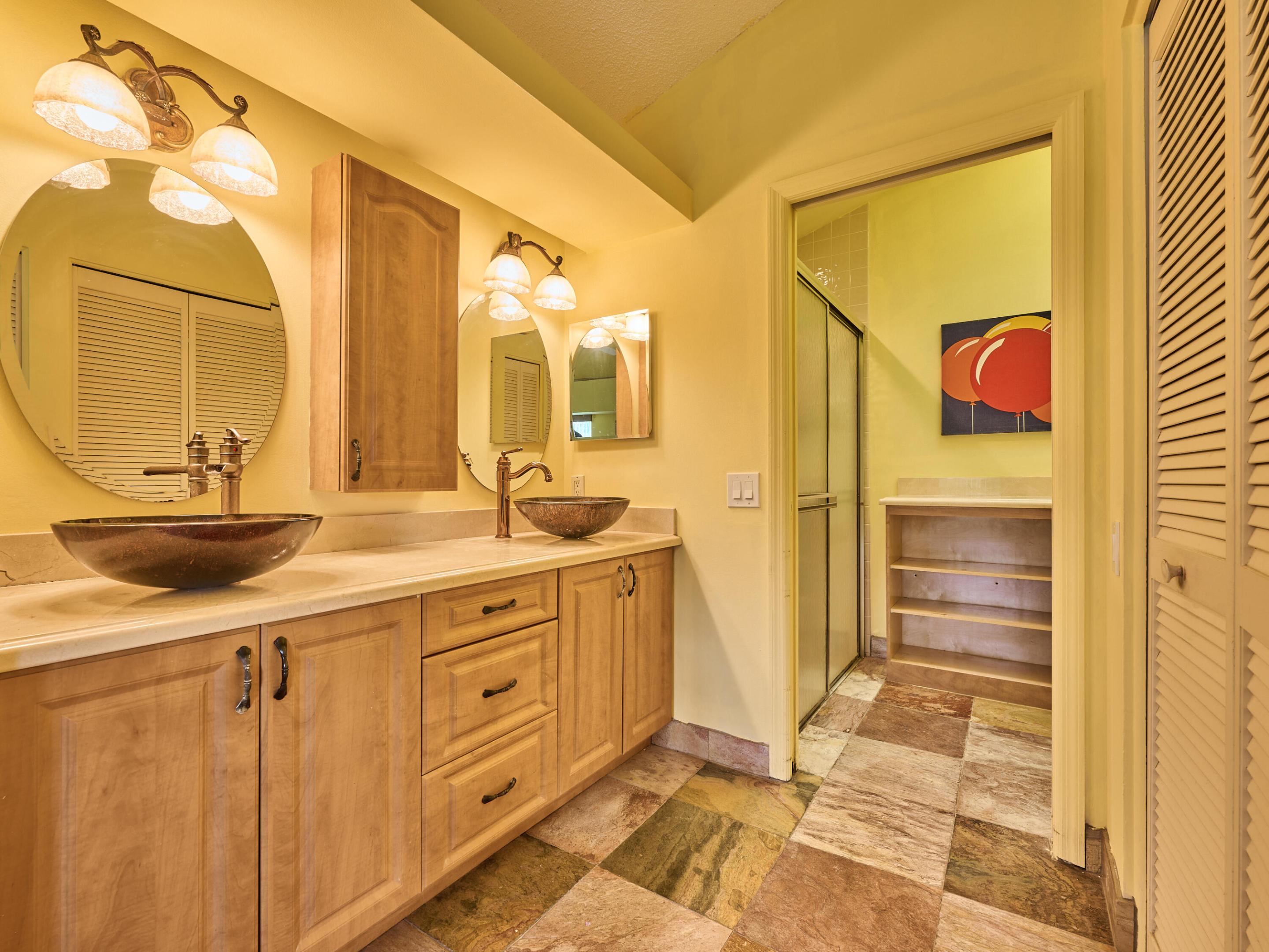 SAWGRASS LAKES HOMES - Residential