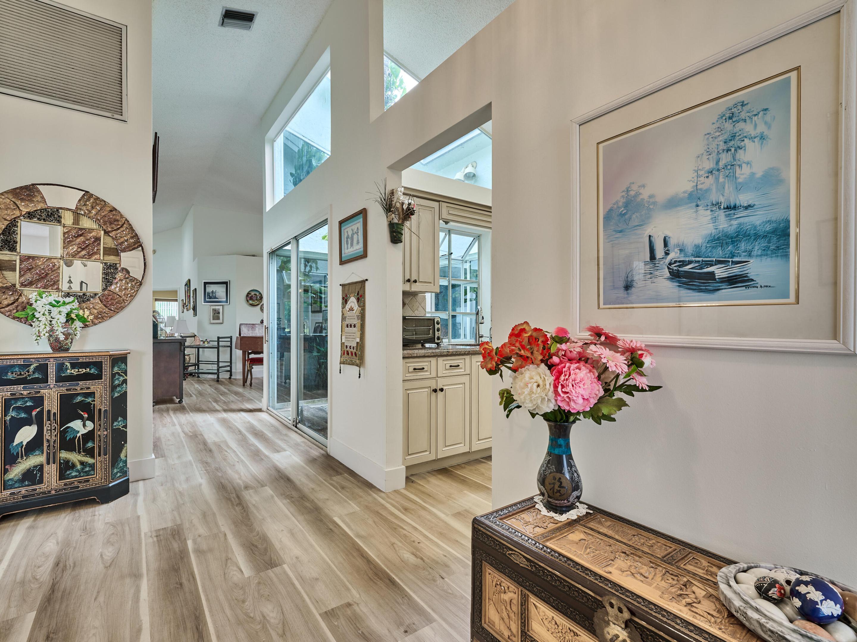 6093 Bay Isles Drive