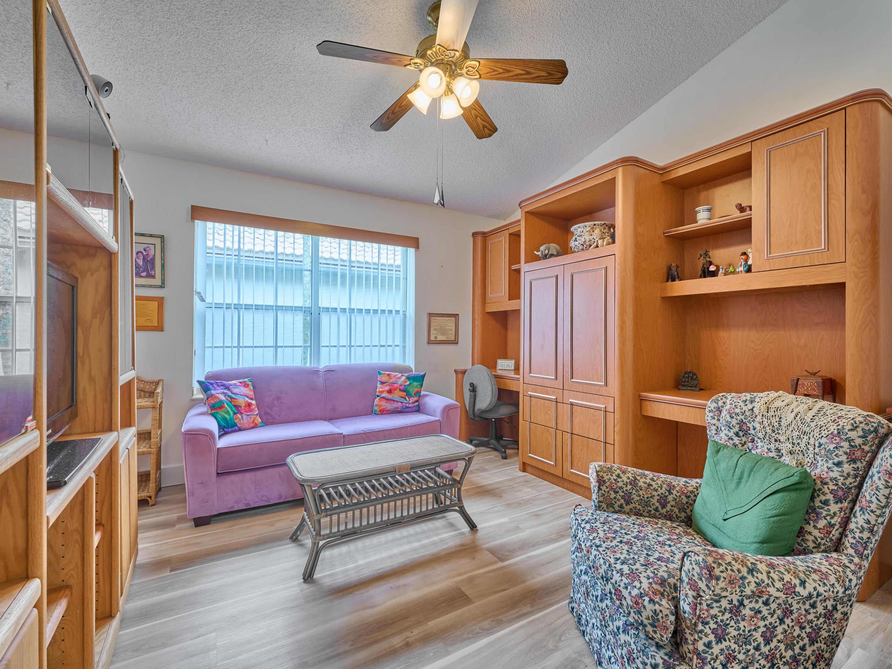 SAWGRASS LAKES HOMES - Residential