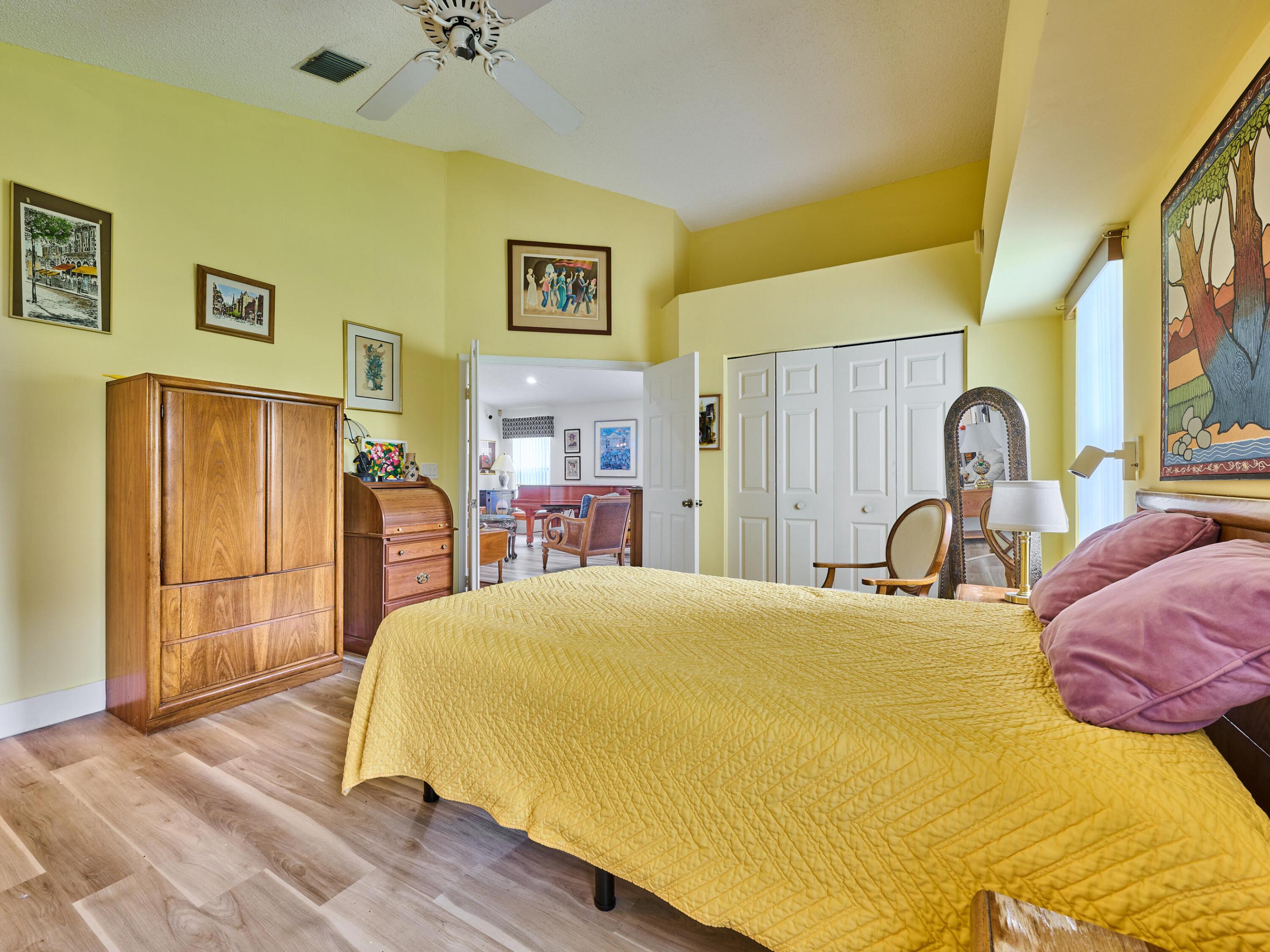 SAWGRASS LAKES HOMES - Residential