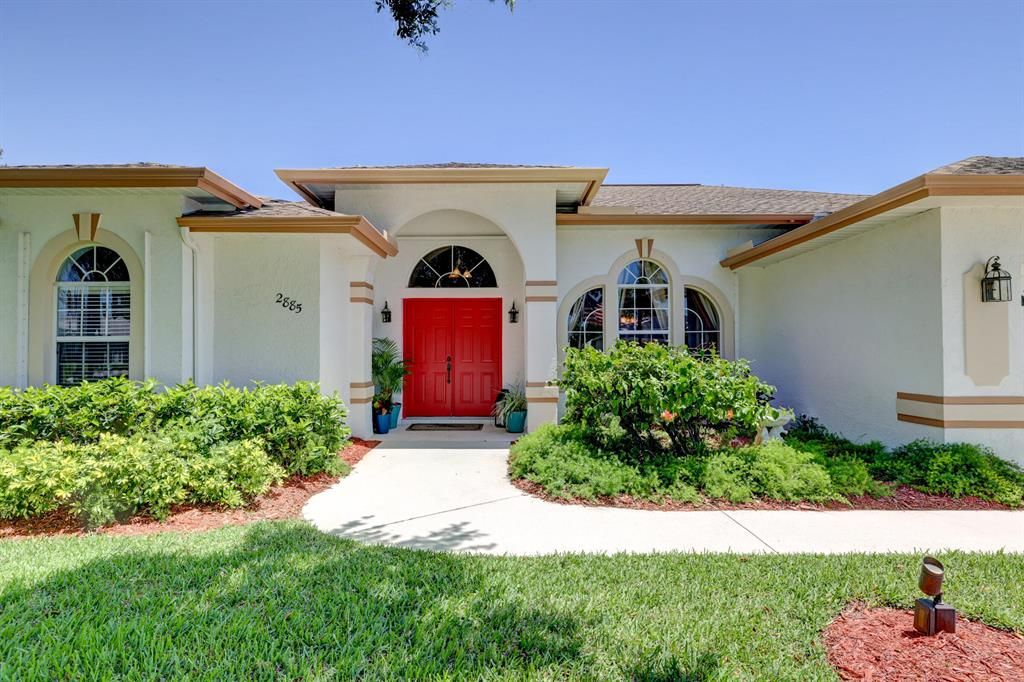 Photo of 2885 SE Eagle Drive, Port Saint Lucie, FL 34984 (MLS # R10793812)